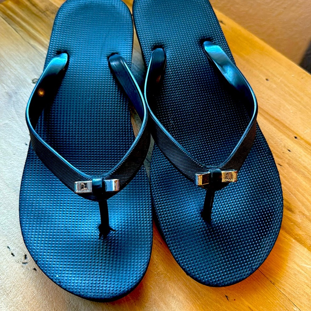 Coach sandals (flip-flops) in black